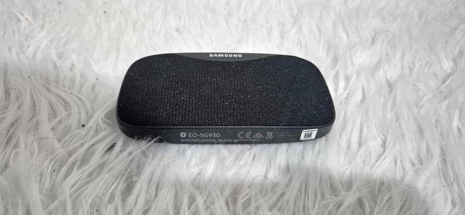 Samsung EO-SG930 portable speaker