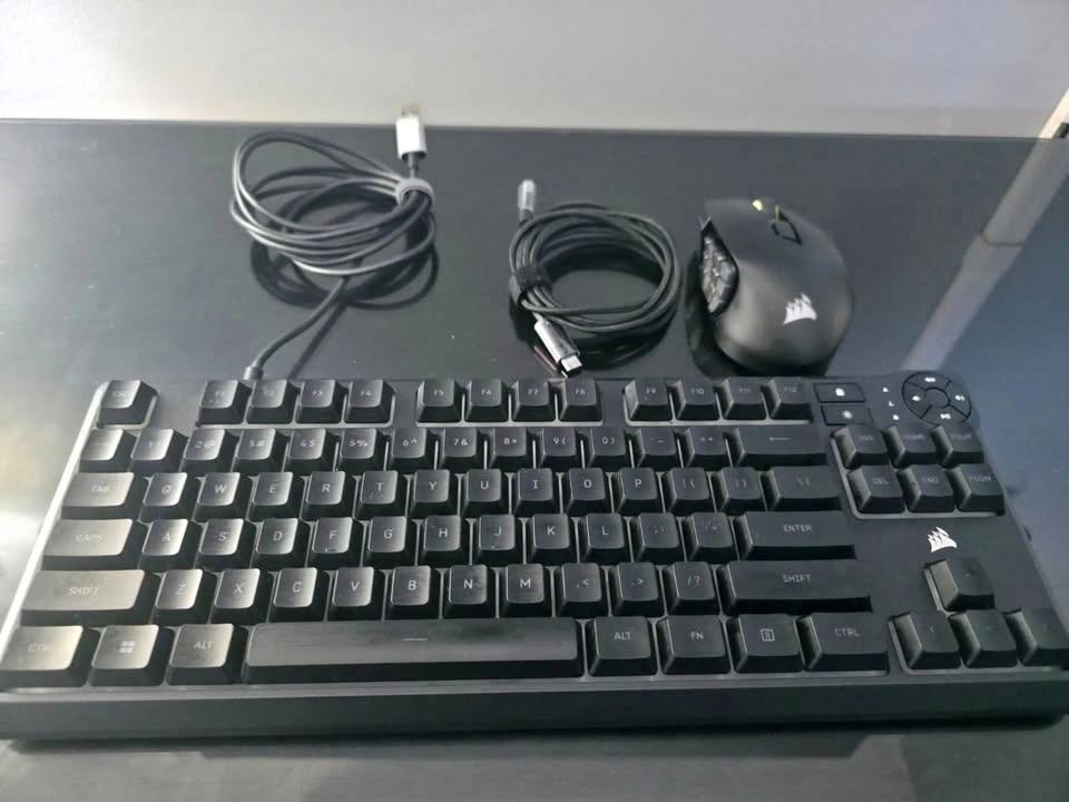 Corsair Gaming Keyboard + Wireless MMO Mouse Combo – Like New