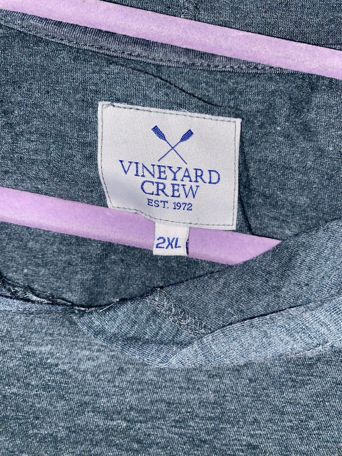 Vineyard Vines 2XL Mo’Dick Party Whale Hooded Long Sleeve Tee - photo 4