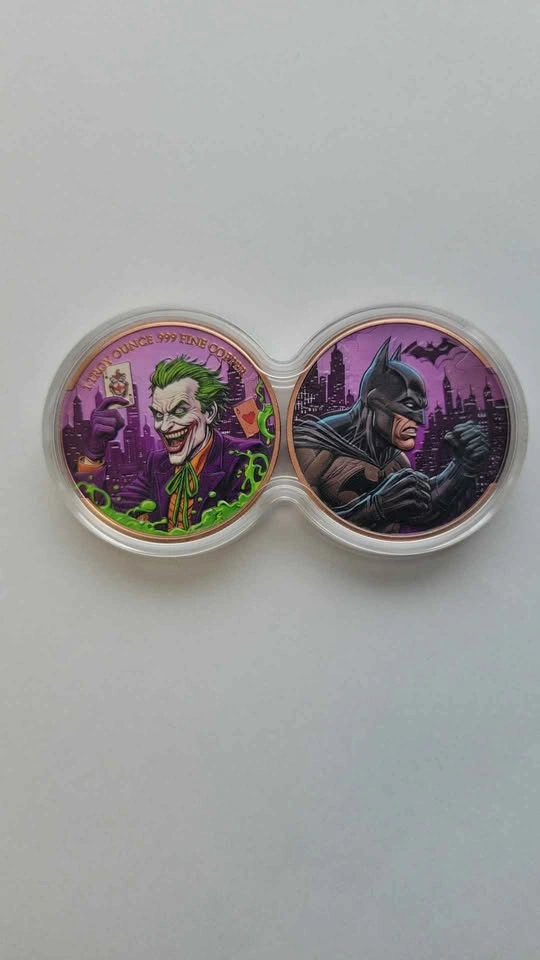 Dual Stack Batman vs Joker 2 x 1oz Copper Collectible in Capsule - photo 2