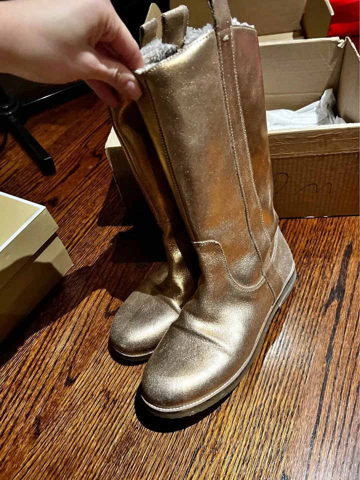 Leather boots