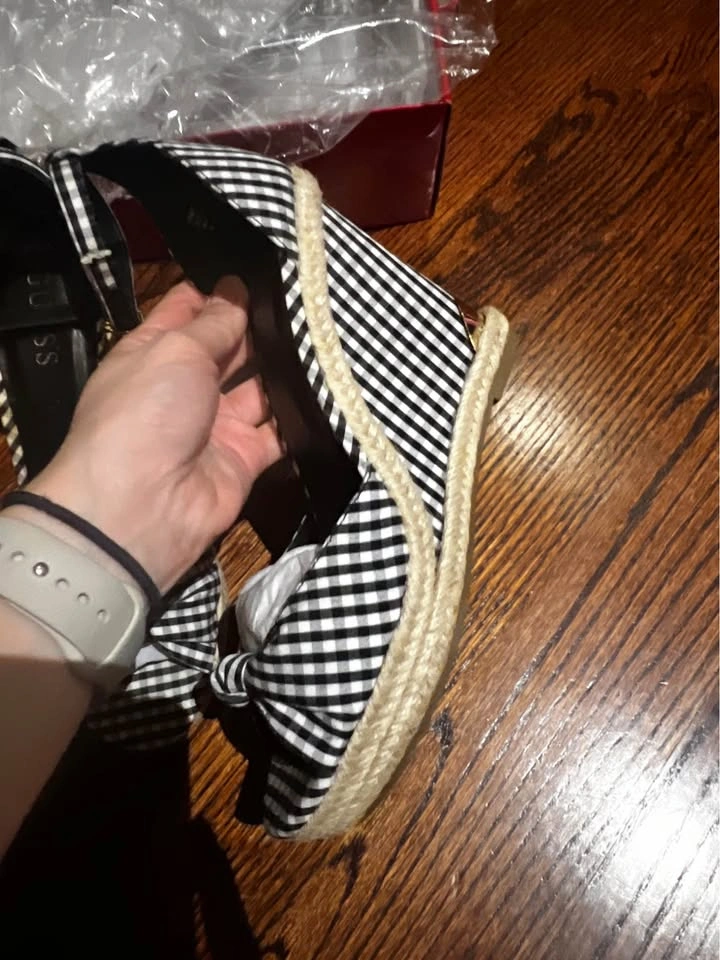 Guess Gingham Espadrille Wedges Size 7.5 - photo 3