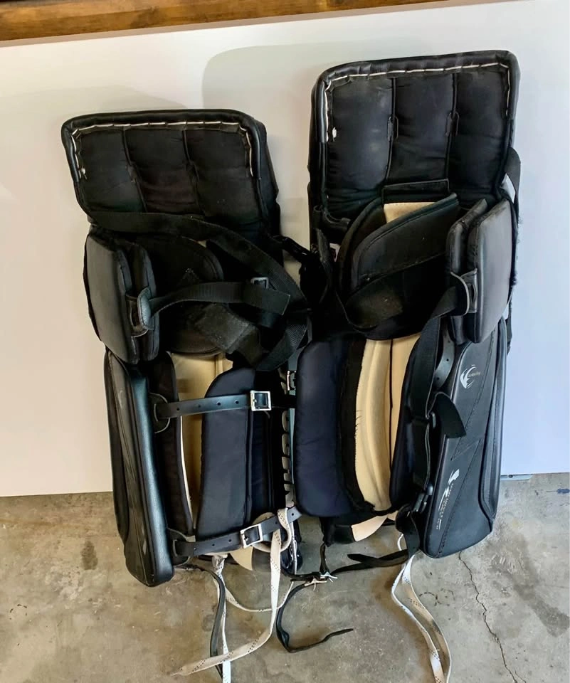 Vaughn Velocity 7250 C4 30+1 Hockey Goalie Leg Pads - photo 2