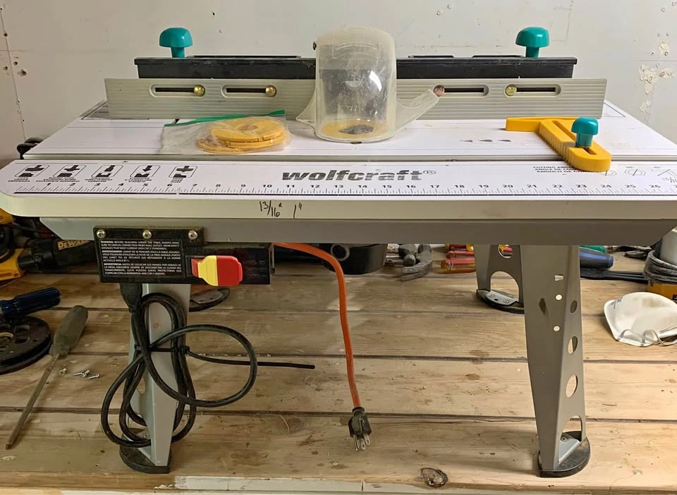 Wolfcraft router table with Rockwell router