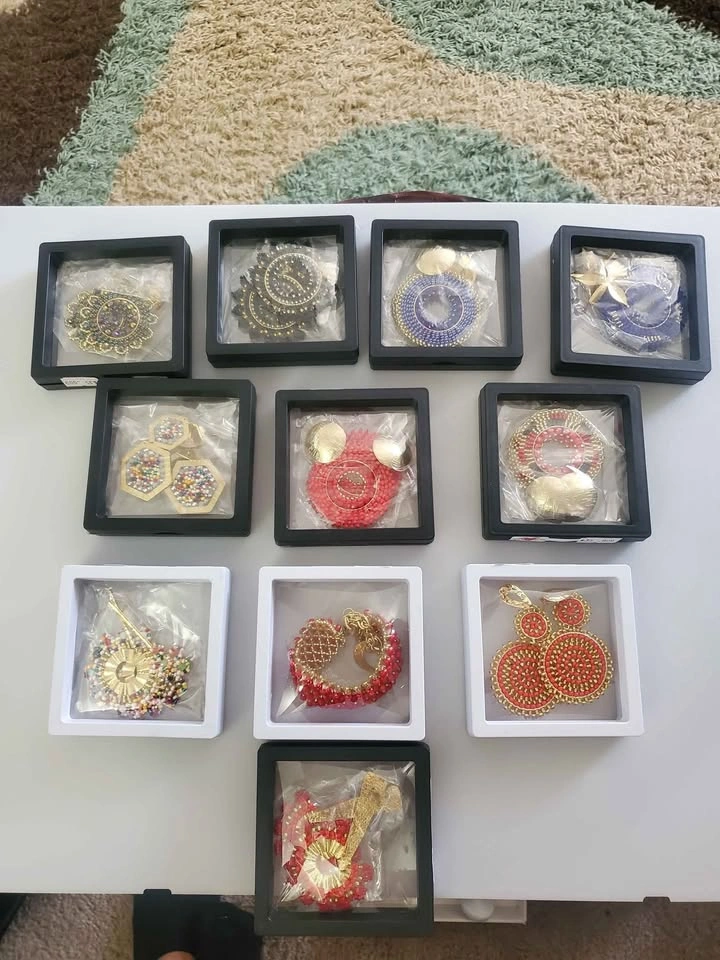 Beautiful handmade earrings in laminated gold - photo 2