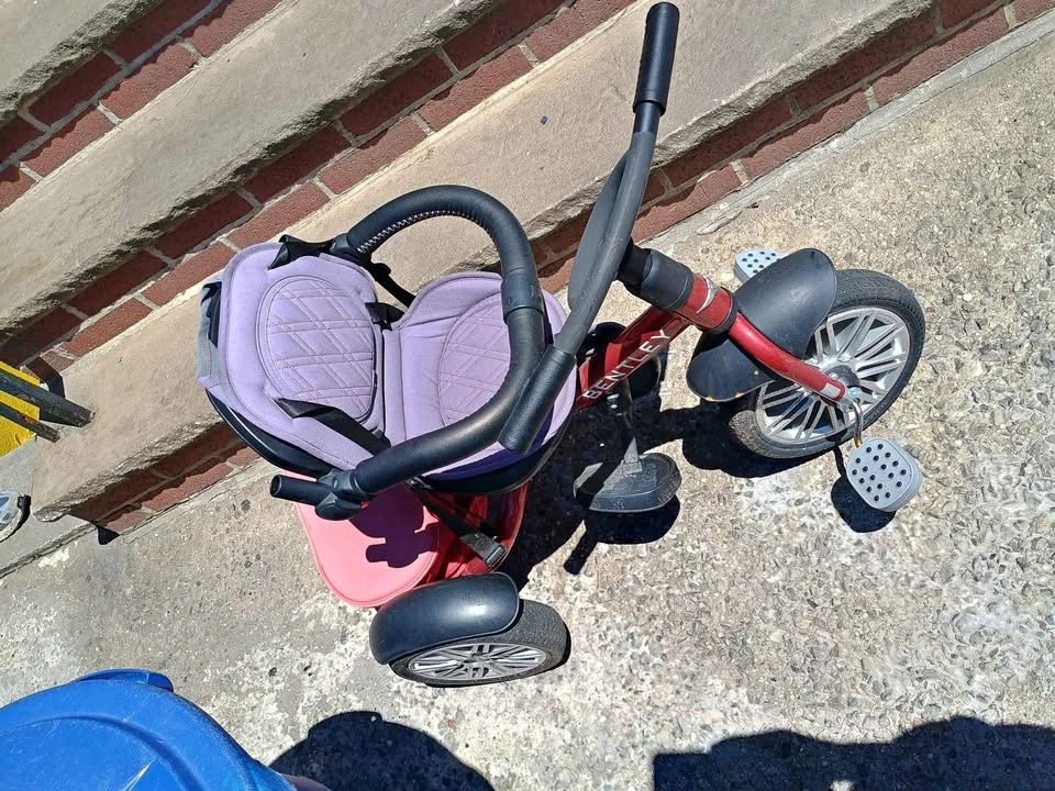 Tricycle for kids