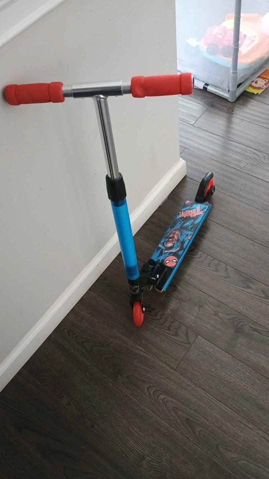 Spider-Man Scooter for Kids - photo 2