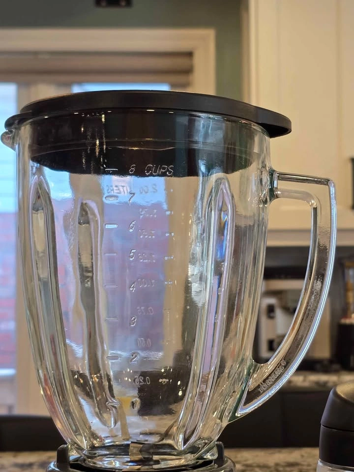 Oster Blender XL 8-Cup Glass Jar & Travel Cup - photo 3