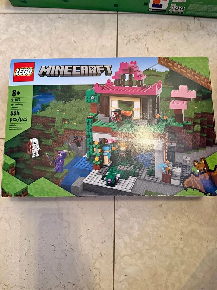 Minecraft lego - The Training Grounds