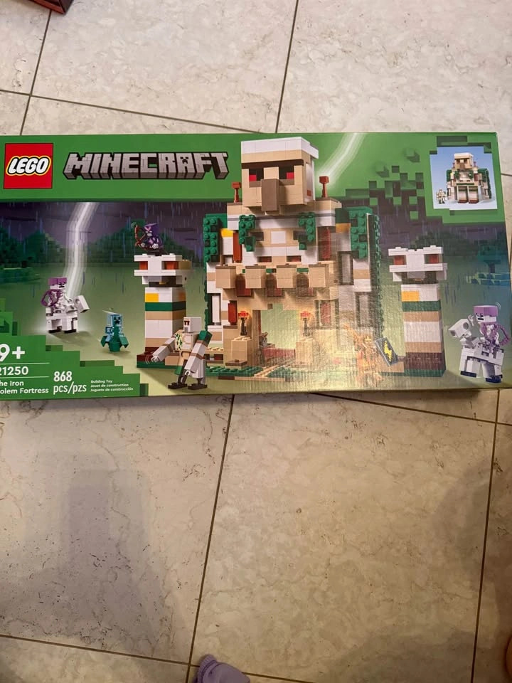 Minecraft Lego THE IRON GOLEM FORTRESS