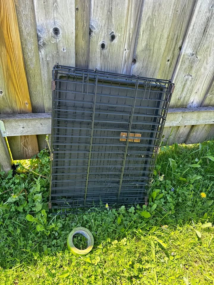 Smaller Foldable dog crate