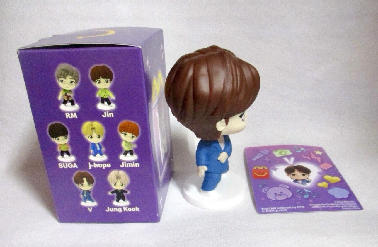 Labubu THE MONSTERS Wacky Mart Series Blind Box Pop Mart - photo 4