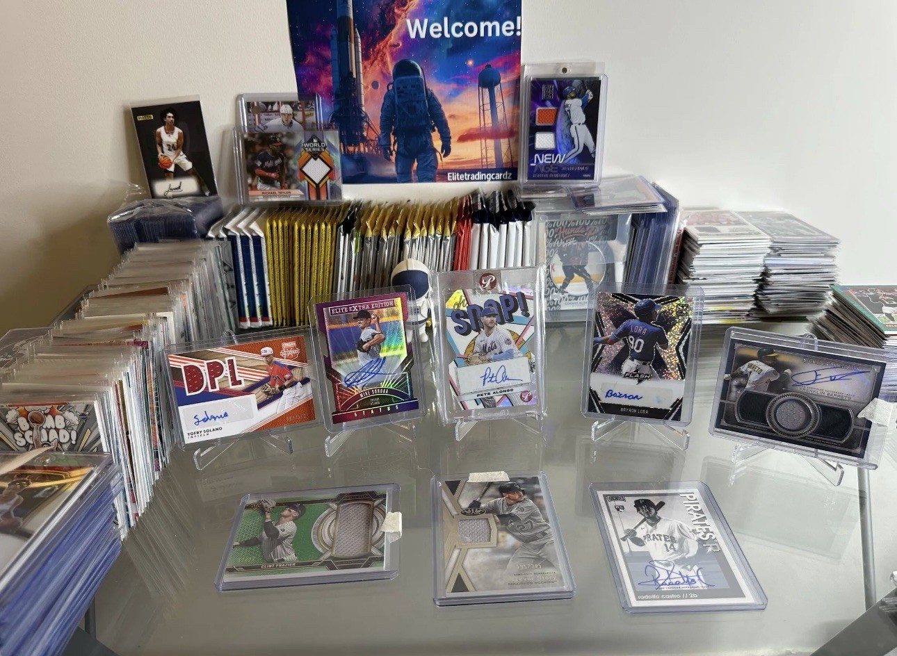 MLB Baseball Mystery Hot Packs: Patches, Autos & Slabs - photo 4