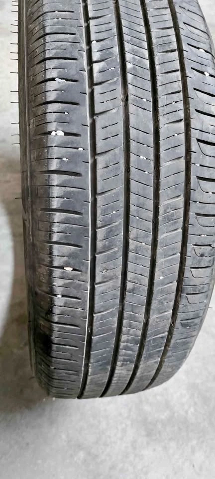 1x 185/65R15 Hankook Allseasons Tire