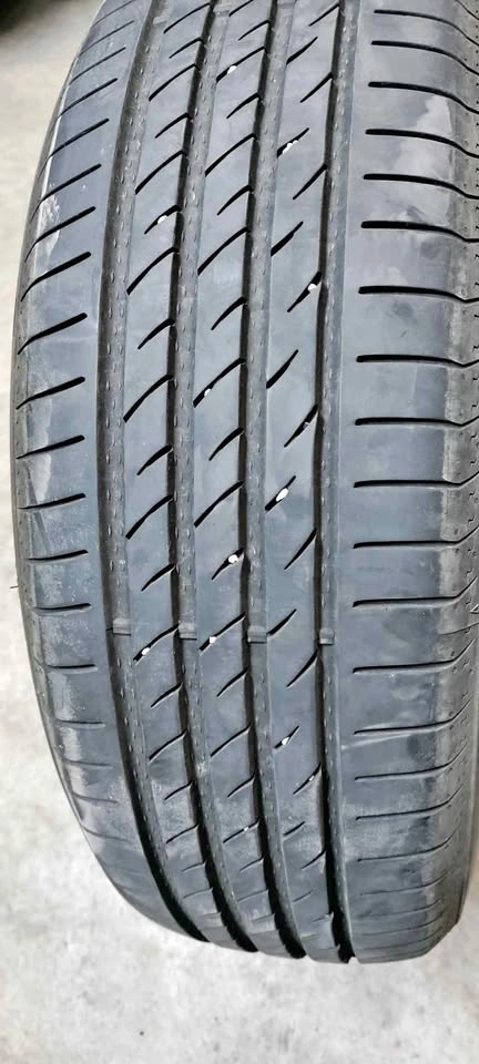 1x 205/65R16 Maxtrek Allseasons Tire