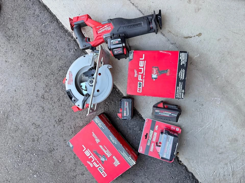 Milwaukee tools