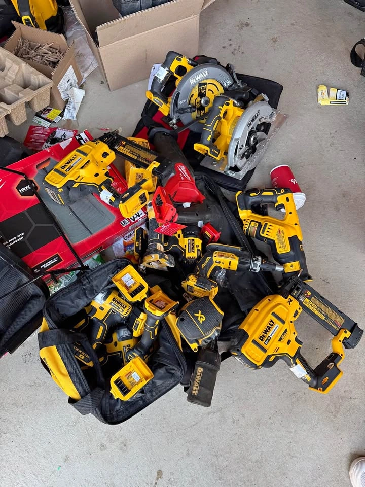 Dewalt tools