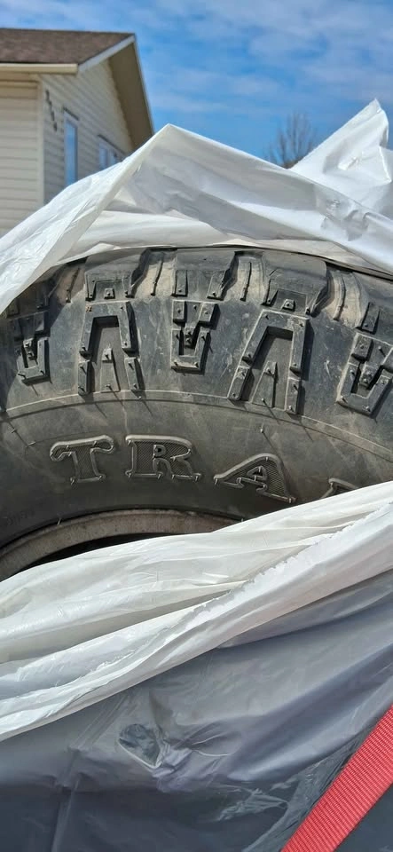Tires on rims set of 4 - photo 5
