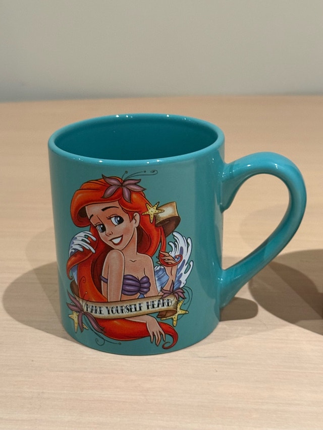 Disney The Little Mermaid and Cruella de Vil Mugs - photo 2