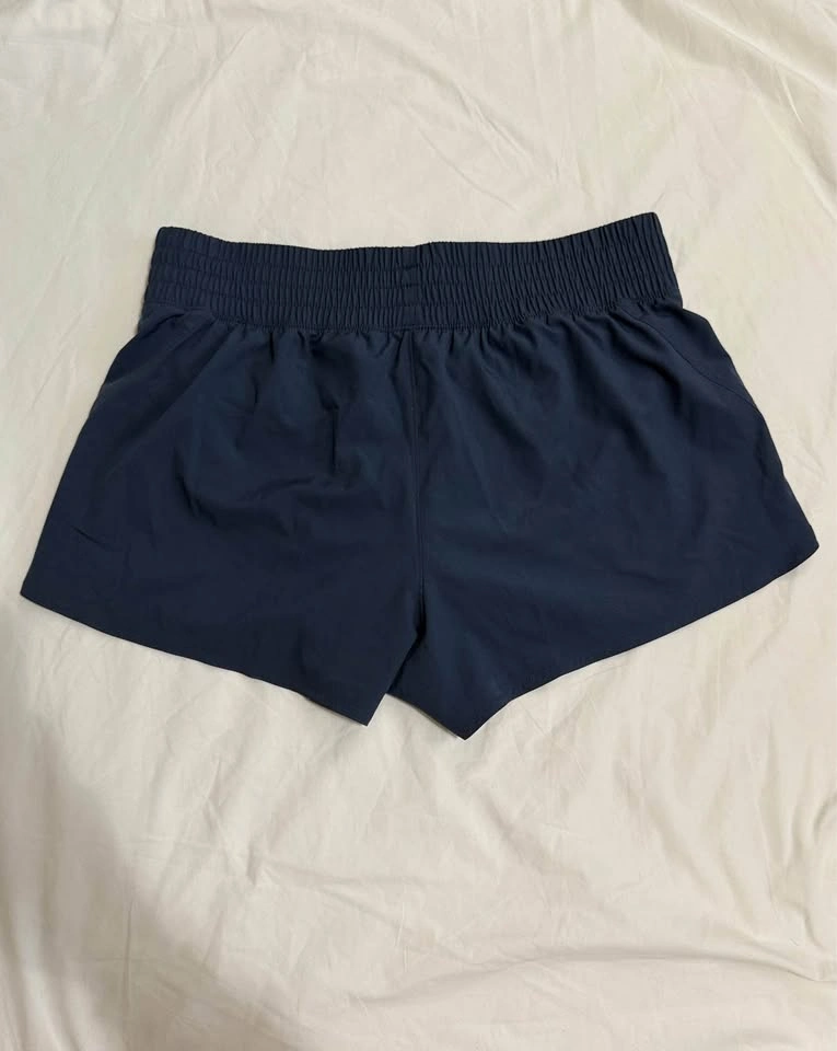 GapFit Running Shorts - photo 2