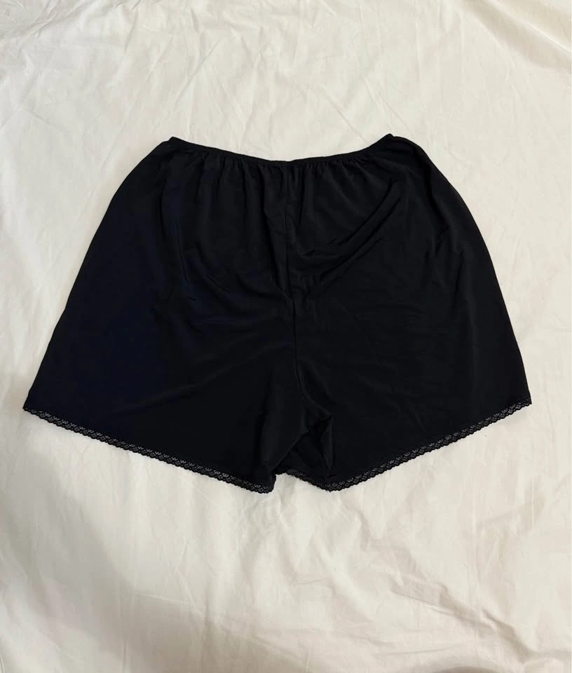 GU Lace Hem Lounge Shorts - photo 3
