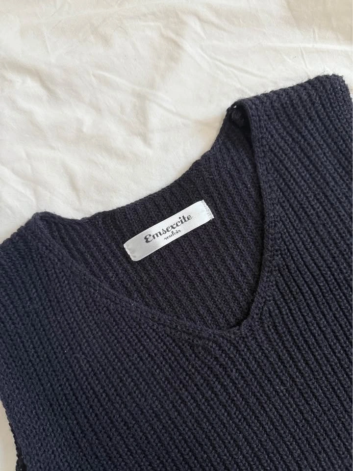 Knit Sweater Vest - photo 5