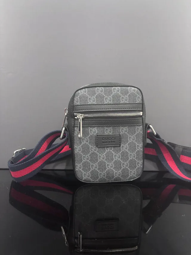 gucci messenger mini bag thumbnail