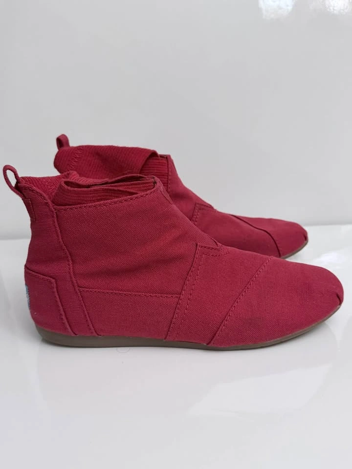Rare TOMS Red Canvas Wrap Boots / Shoes - Women's 8.5 - photo 2