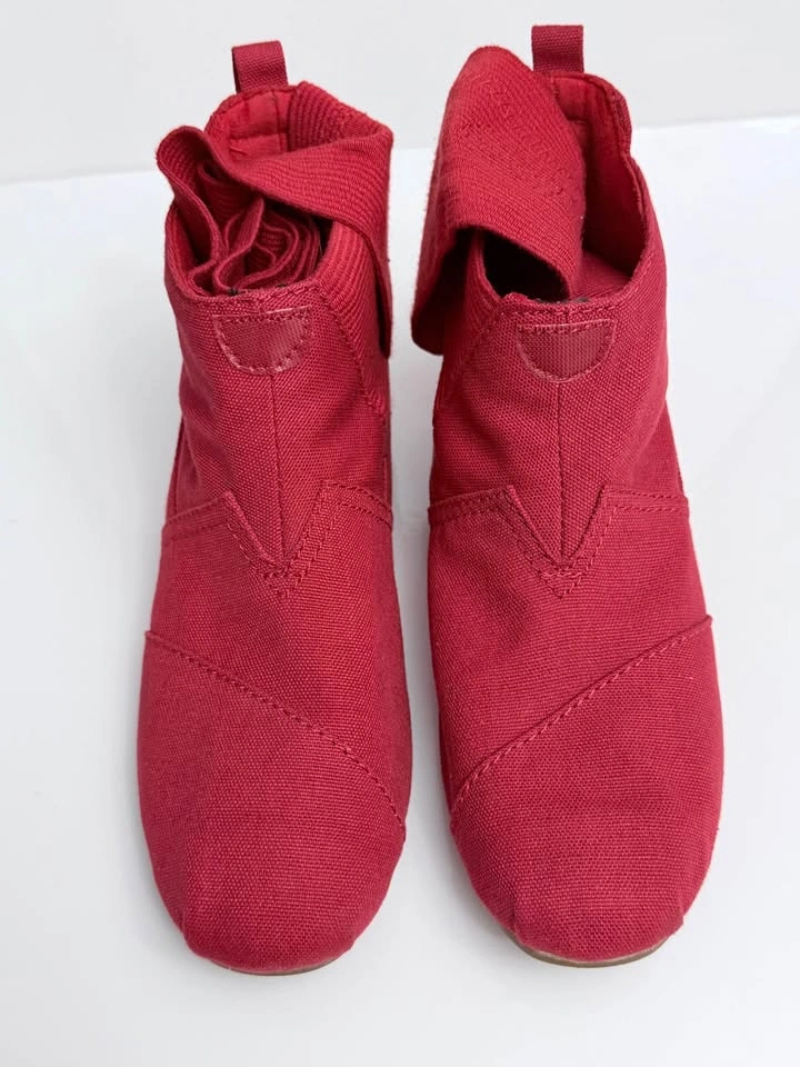 Rare TOMS Red Canvas Wrap Boots / Shoes - Women's 8.5 - photo 5