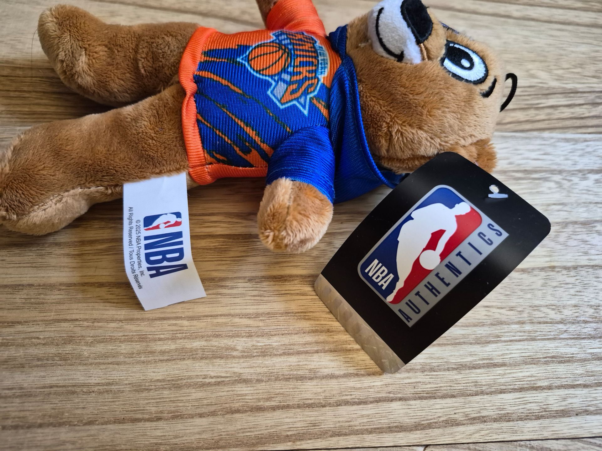 NY Knicks NBA mini teddy bear - photo 3