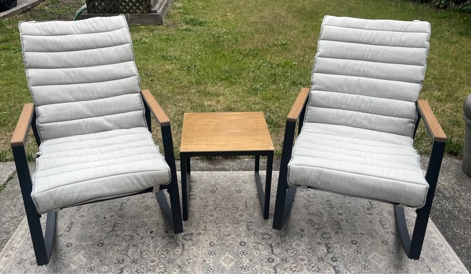 Excellent Patio Rocker Conversation Set – 2 Chairs and Table - photo 2