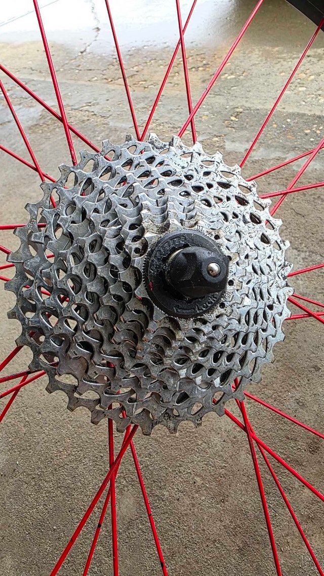 Fat bike wheel set 26" w/ 10 speed Sram cassette & Tektro discs - photo 3