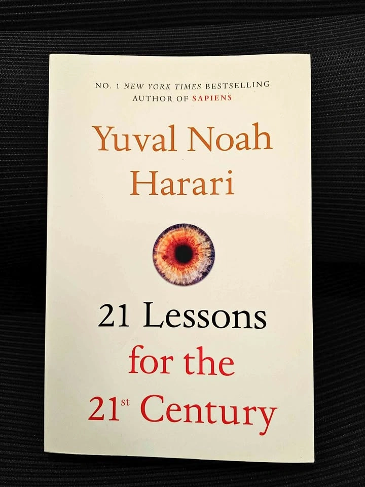 21 Lessons for the 21st Century by Yuval Noah Harari - Paperback