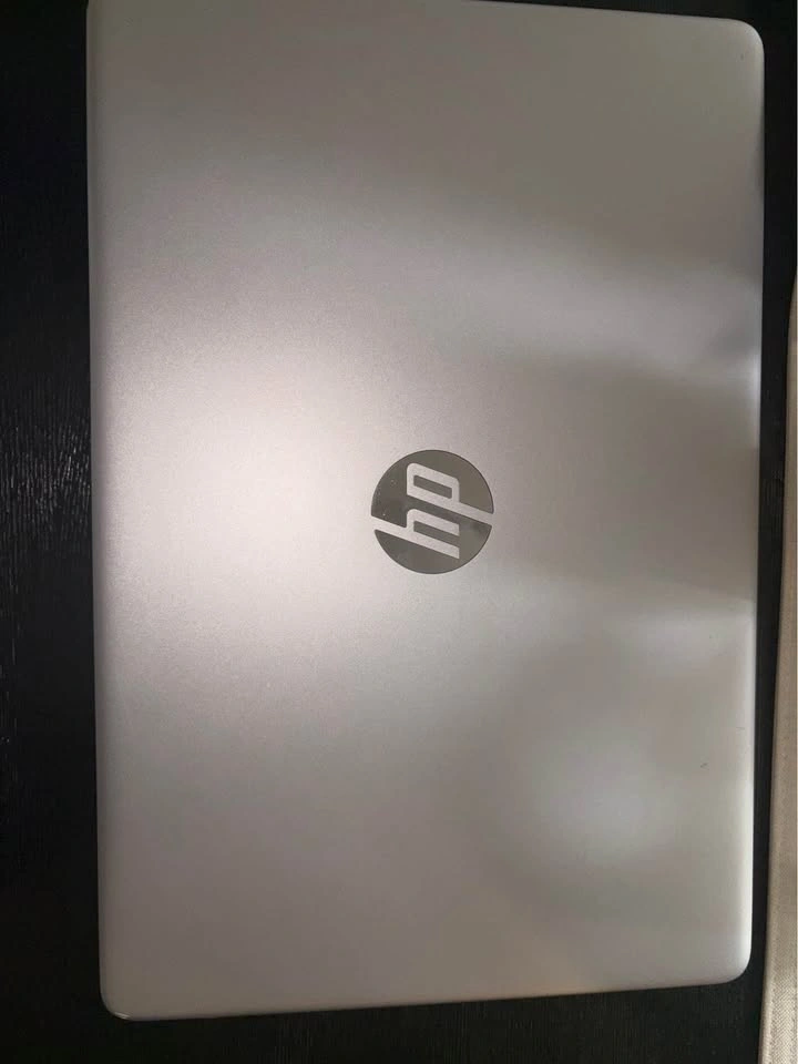 HP 15-dy3019ca – i5 / 8GB / 256GB SSD – Excellent Condition - photo 2