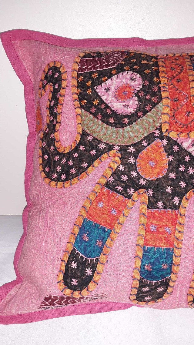 NEW BOHO PINK CUSHION COVER - photo 4