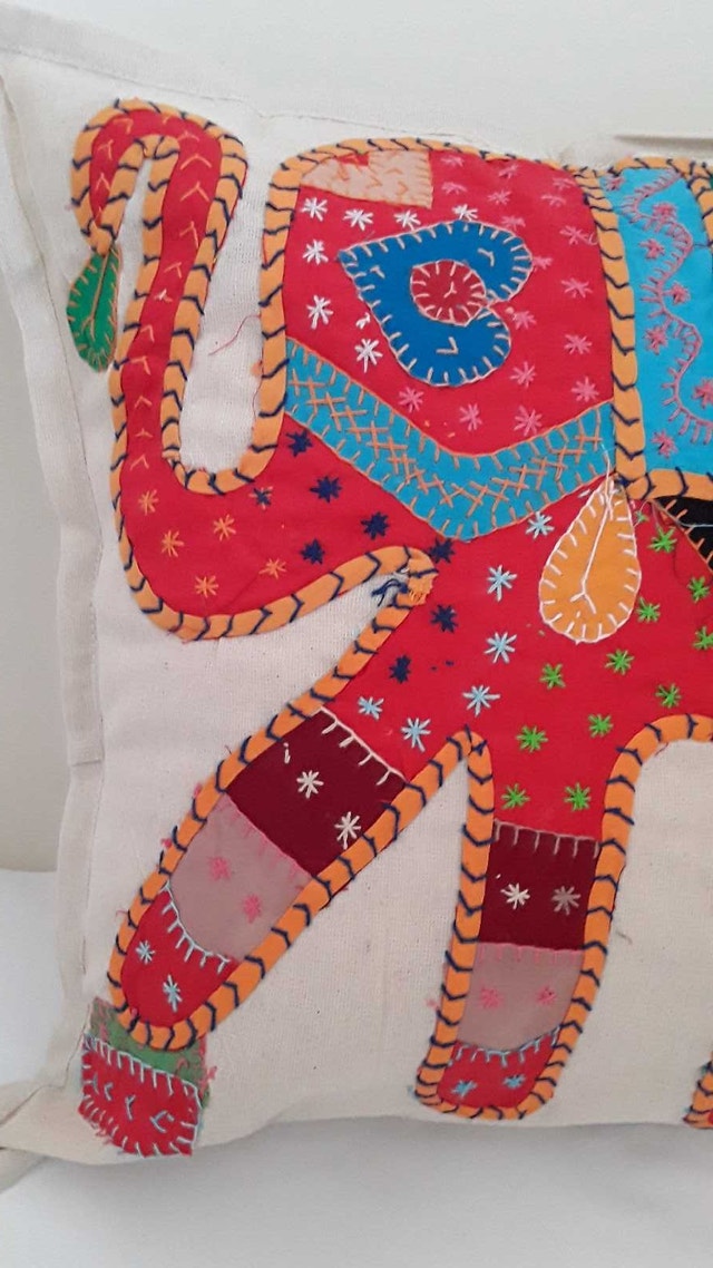 NEW BOHO RED ELEPHANT CUSHION COVER - photo 4