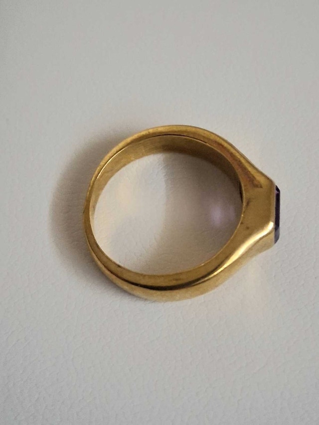 NEW GOLD TONE AMETHYST STONE RING - photo 3
