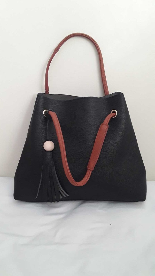 NEW JIMMY CHOO BLACK BUCKET TOTE BAG