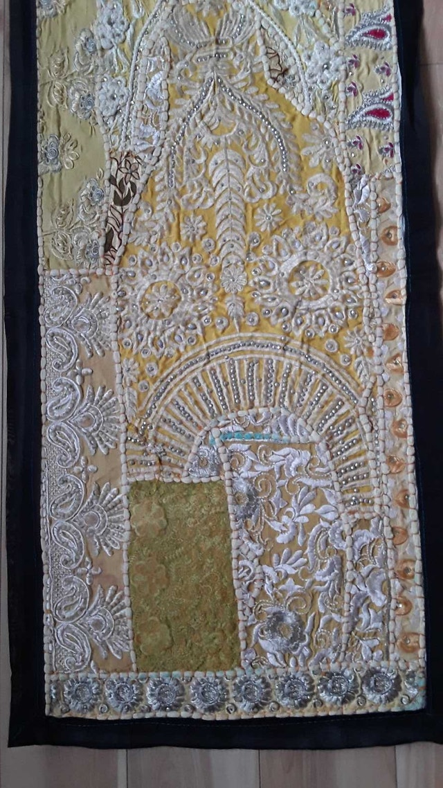NEW BEAUTIFUL BOHO TABLE RUNNER/WALL HANGING DECOR - photo 4