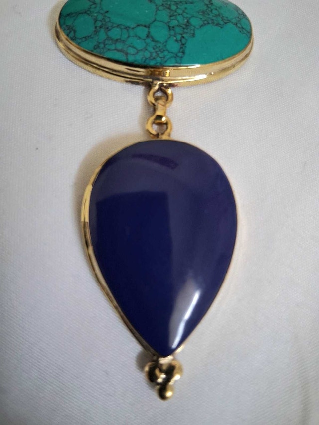 NEW GOLD-TONE TURQUOISE AND LAPIS LAZULI STONES PENDANT - photo 3