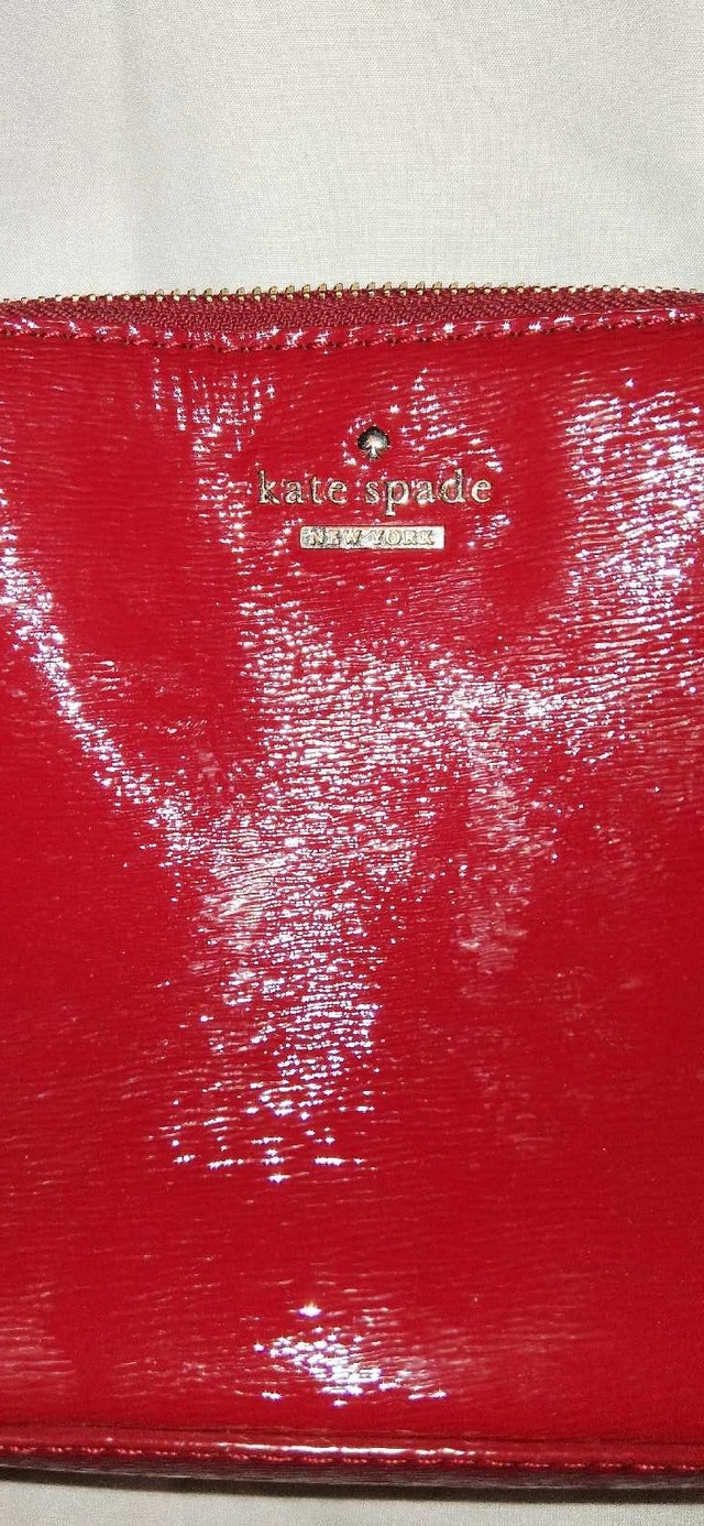 KATE SPADE RED PATENT LEATHER CROSSBODY BAG - photo 2