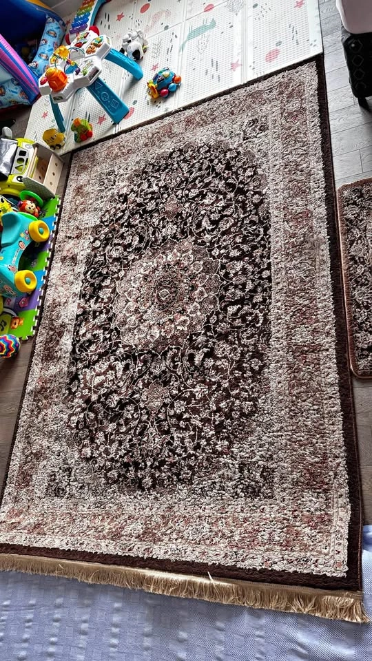 RUG GLARA 150X225D