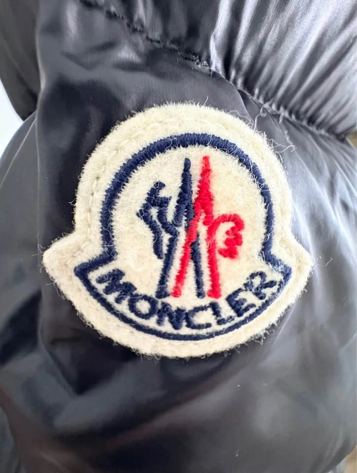 Moncler Suyen Hooded Down Parka in Black Size 1 (Small) - photo 5