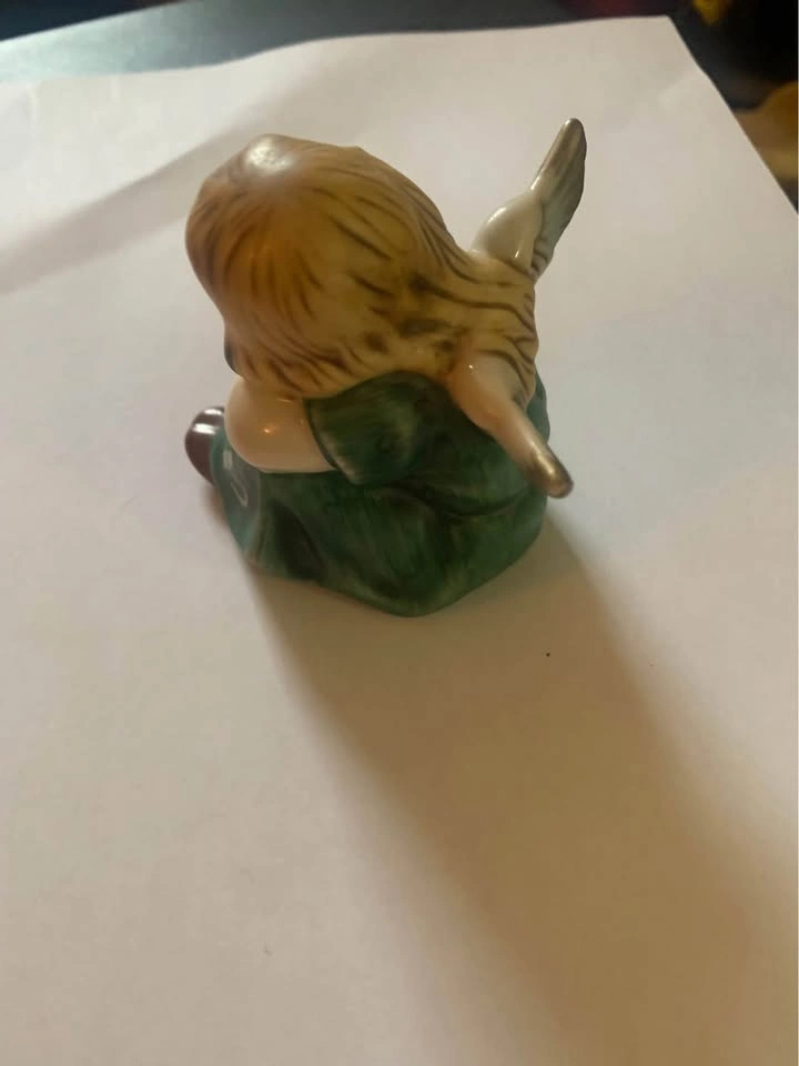 Vintage Goebel Weihnacht Angel Figurine, Green Dress - photo 5