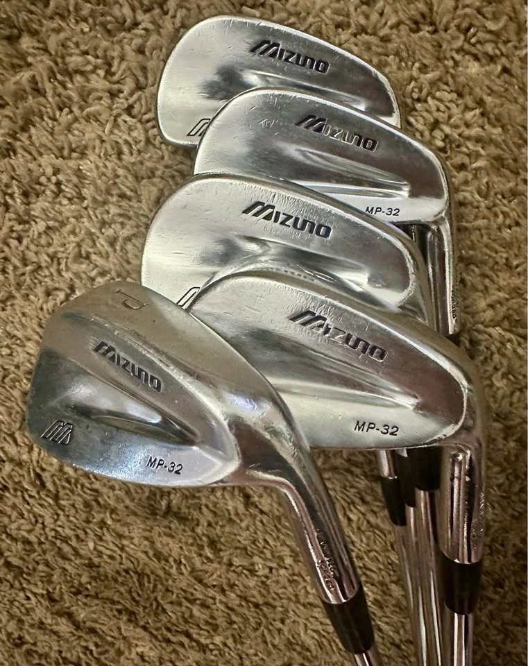 Titleist Golf Stand Bag & Assorted Clubs - photo 5
