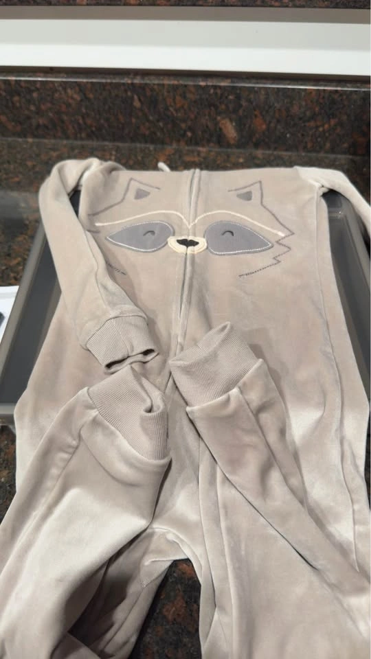 Raccoon Velour One Piece Sleeper - photo 2