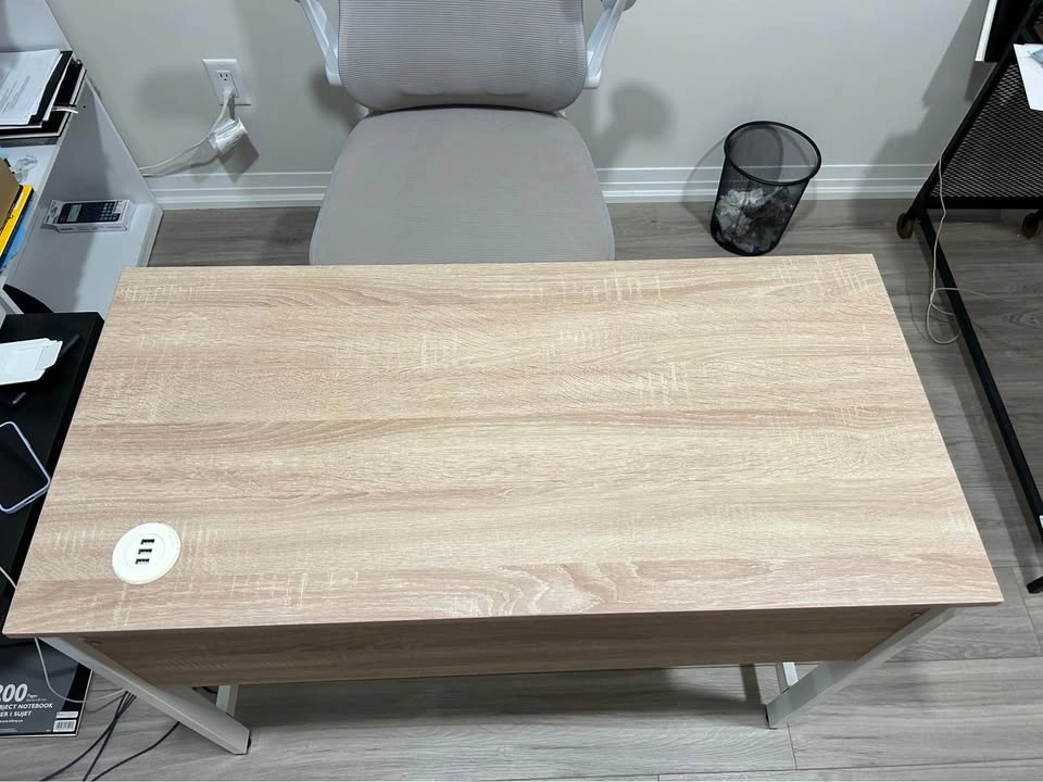 Brand new desk - photo 2