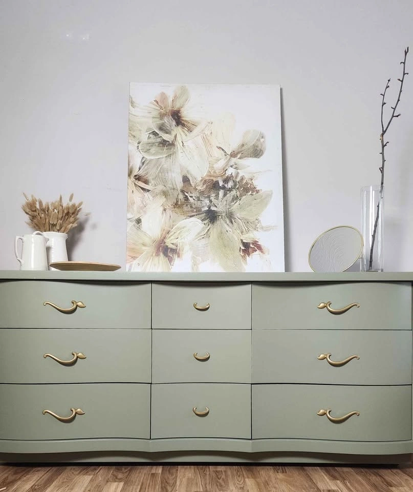 Vintage 9-Drawer Dresser in Muted Sage
