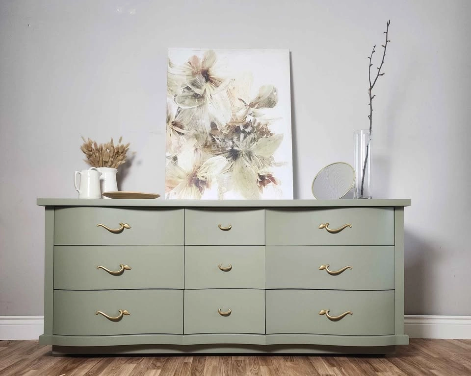 Vintage 9-Drawer Dresser in Muted Sage - photo 2