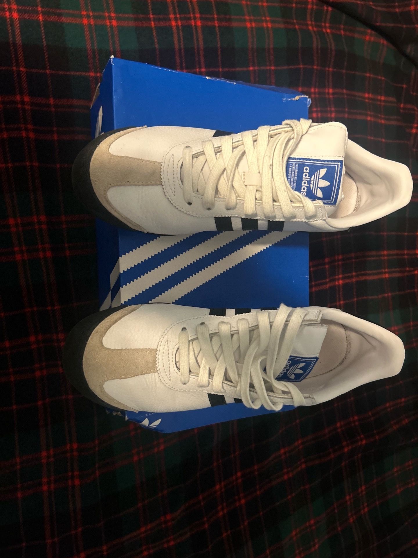 Adidas Samoa size 10.5